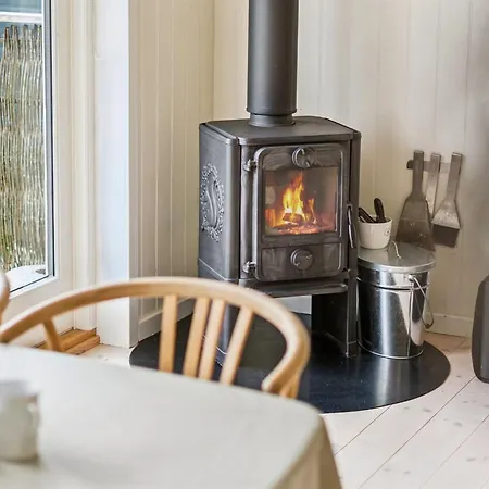 Esme - 225m To The Fjord By Interhome *